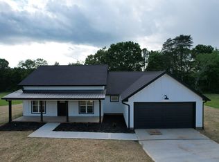 722 Gordon Pond Rd, Lafayette, GA 30728