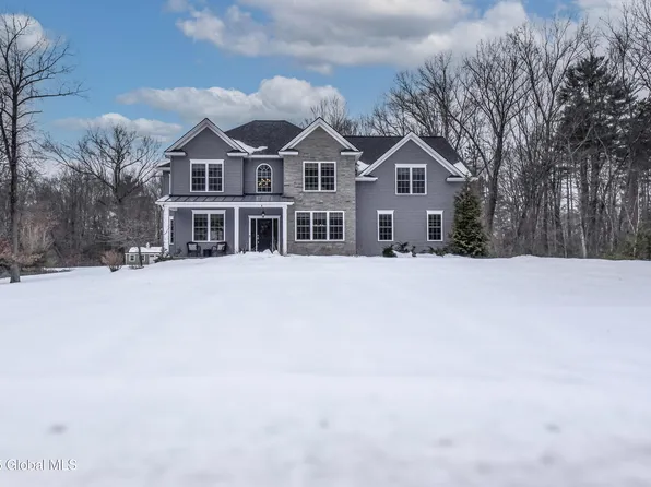 8 Anthony Lane, Saratoga Springs, NY 12866