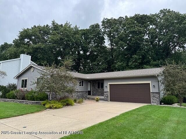 5594 Creekwood Ln, Haslett, MI 48840 | Zillow