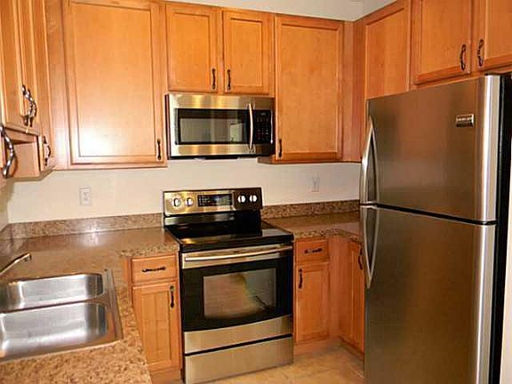 3rd image of 1994 SE Korona Dr