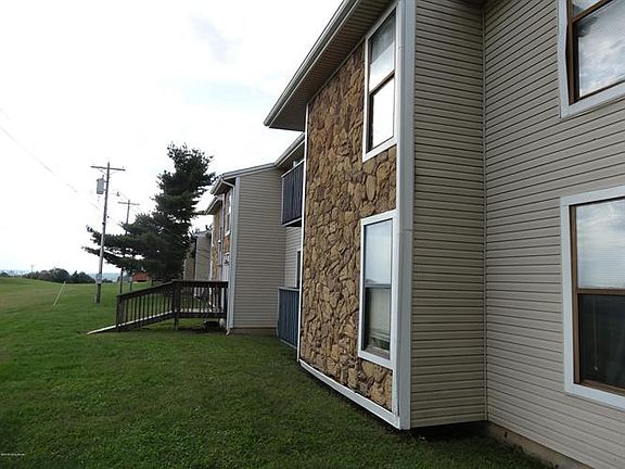 5th image of 345 Tanglewood Dr