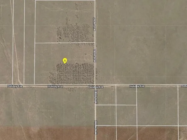 28021 Holiday Ave, Rosamond, CA 93560