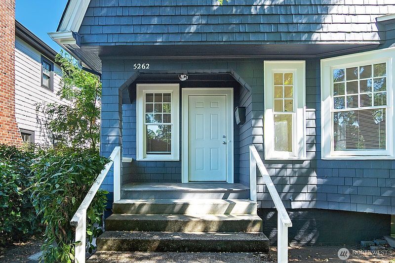 2nd image of 5262 15th Avenue NE