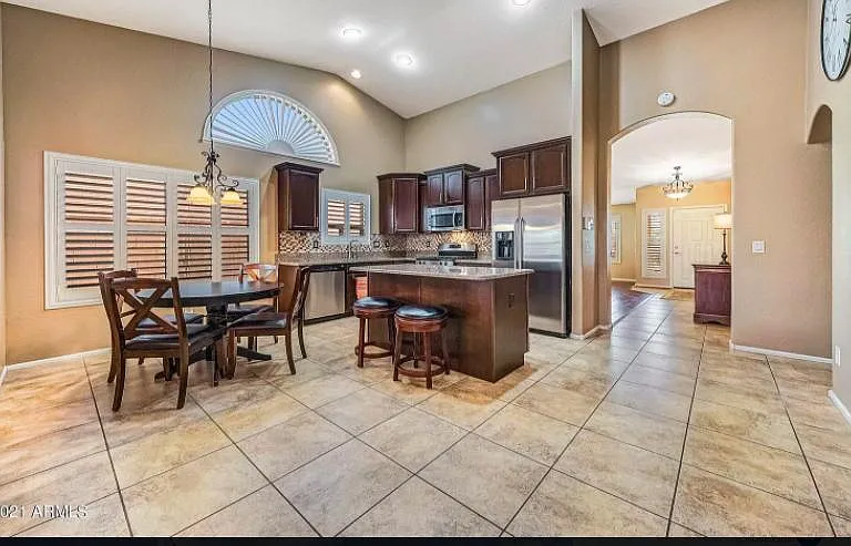 4395 E Rose Quartz Ln — Photo 3
