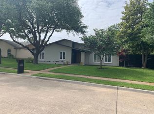 6646 Roundrock Rd, Dallas, TX 75248