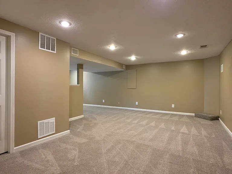 6400 W 155th Pl — Photo 24