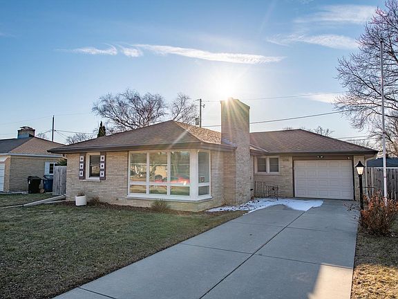 4th image of 1934 Mars AVENUE