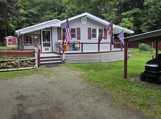 26 Rays Rd, Warrensburg, NY 12885
