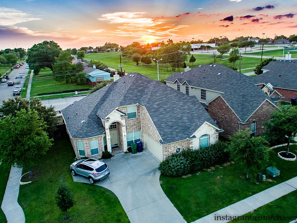 1st image of 2105 Trickling Creek Dr