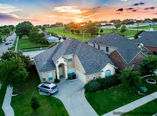 2105 Trickling Creek Dr, Garland, TX 75041