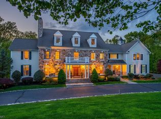 26 Spencer Dr, Morristown, NJ 07960
