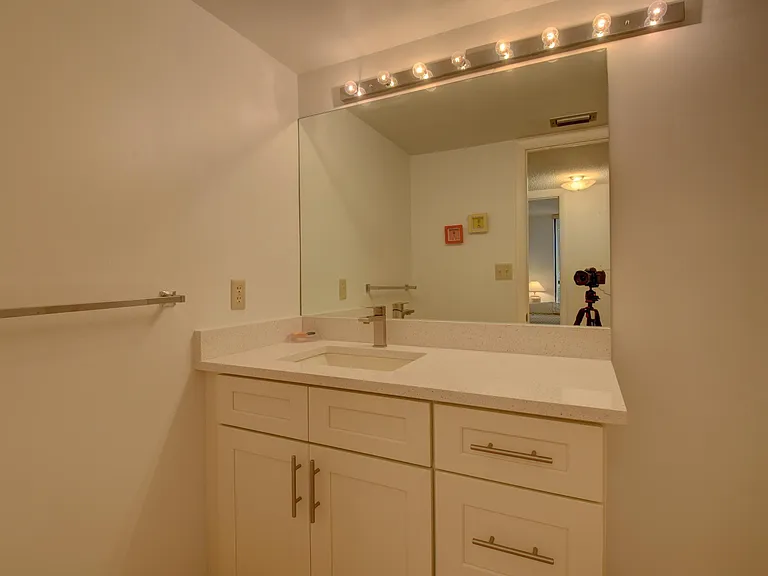 7194 Promenade Dr #202 — Photo 15