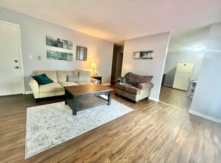 76 Mesa Rd #A, Springfield, IL 62702