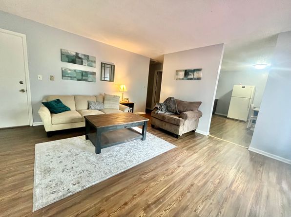 76 Mesa Rd #B