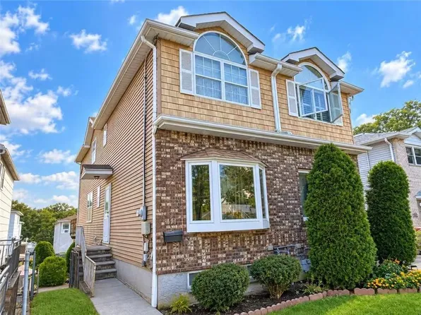 152 Seneca Ave, Staten Island, NY 10301