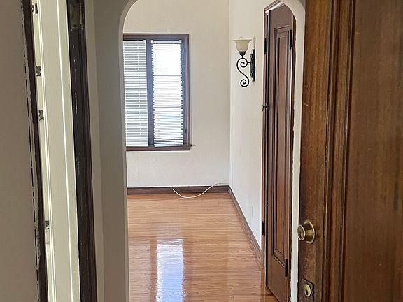 2nd image of 345 S Cochran Ave APT 7