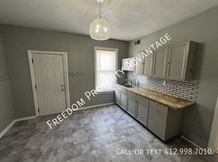 355 Maplewood Ave APT 2, Ambridge, PA