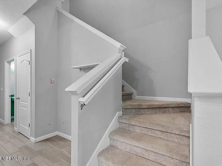 12658 Josslyn Ln — Photo 15