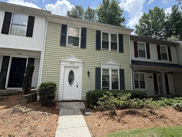 2805 Queen Anne Ct — Photo 1