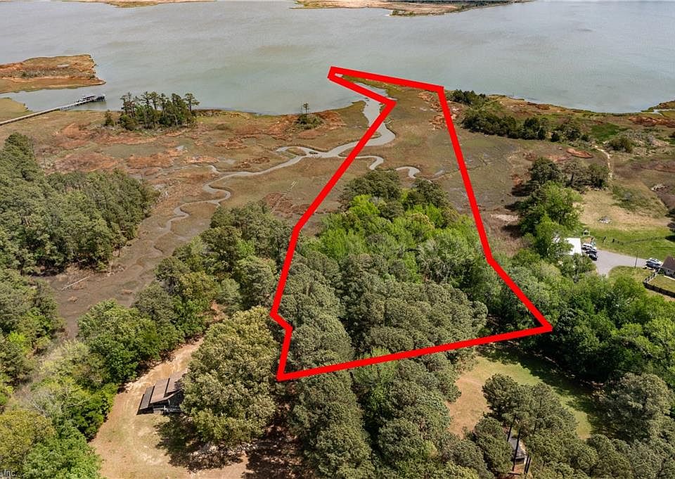 1st image of 9 Bay Farm Rd