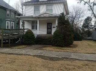 731 28th St, Cairo, IL 62914