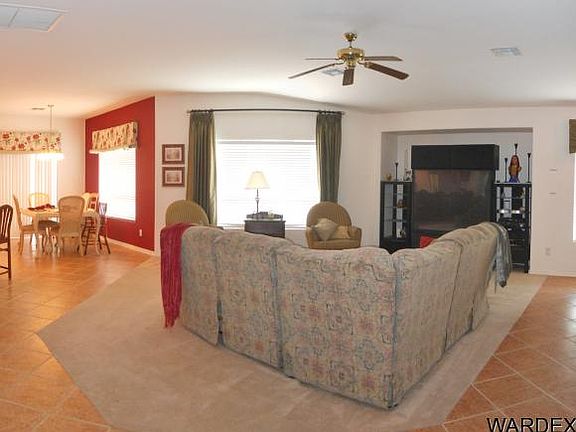 3rd image of 2386 Stetson Cir