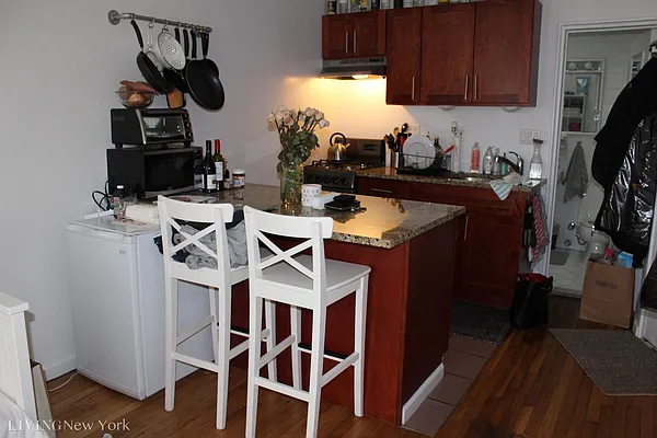 Rented by Living New York | media 10