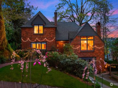 307 36th Avenue E, Seattle, WA, 98112