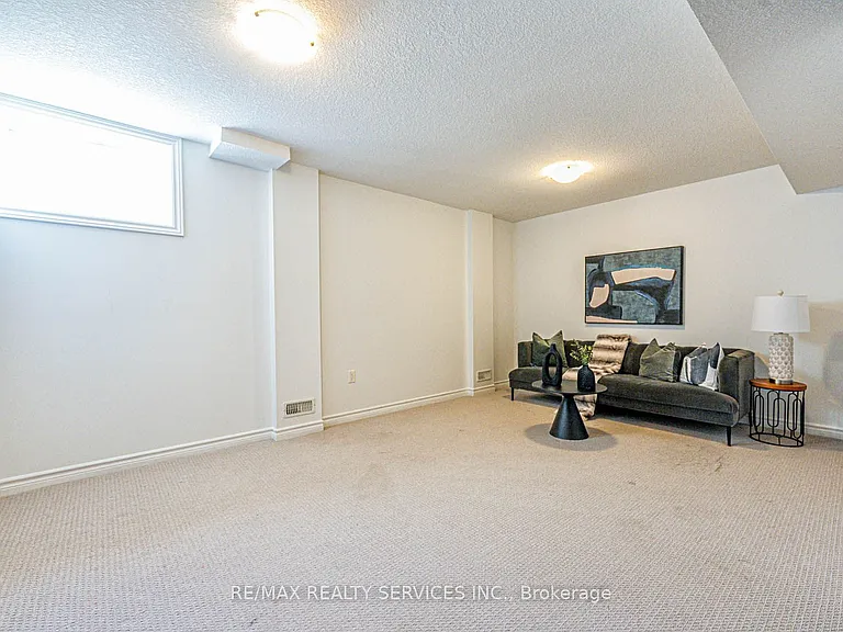 22 Arlington Cres #22 — Photo 20