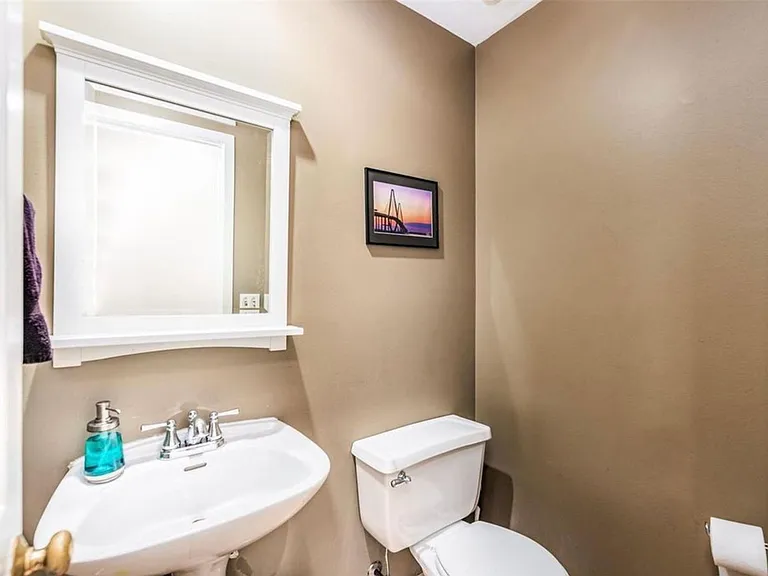 4496 Maryland Ave #1C — Photo 12