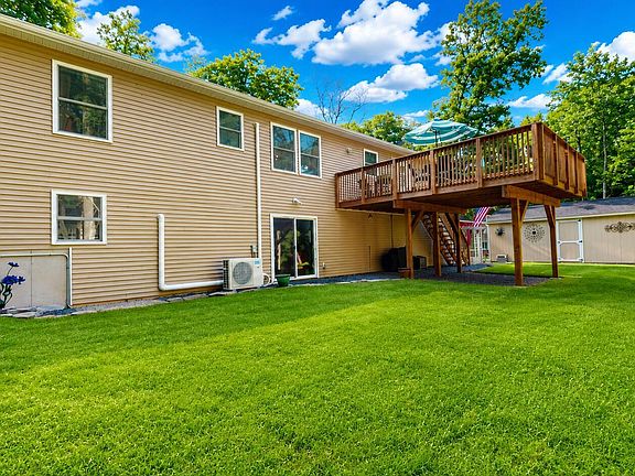 2nd image of 152 Bayberry Dr