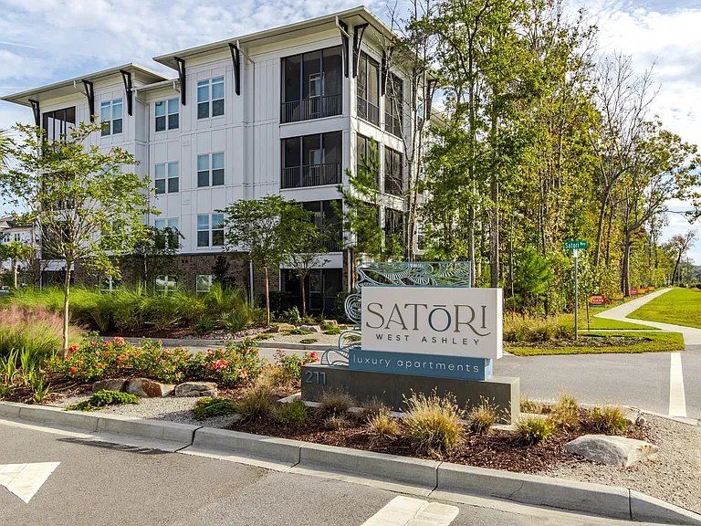 Satori West Ashley — Photo 60