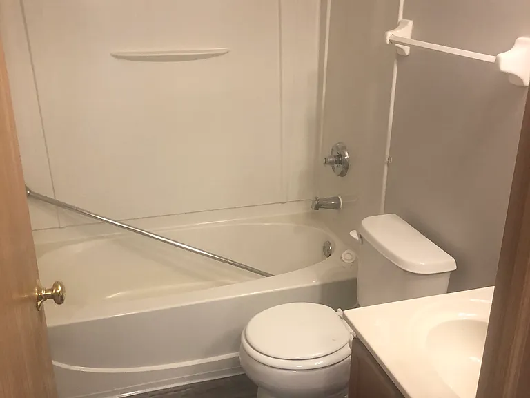 6018 Bay Harbor Dr — Photo 10