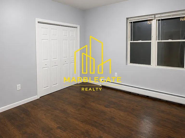 345 Sanford Ave #22R — Photo 3