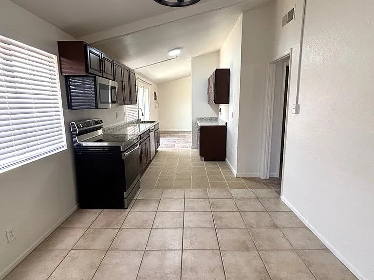 7317 California City Blvd — Photo 10