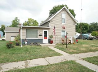 608 W 4th St, North Manchester, IN 46962