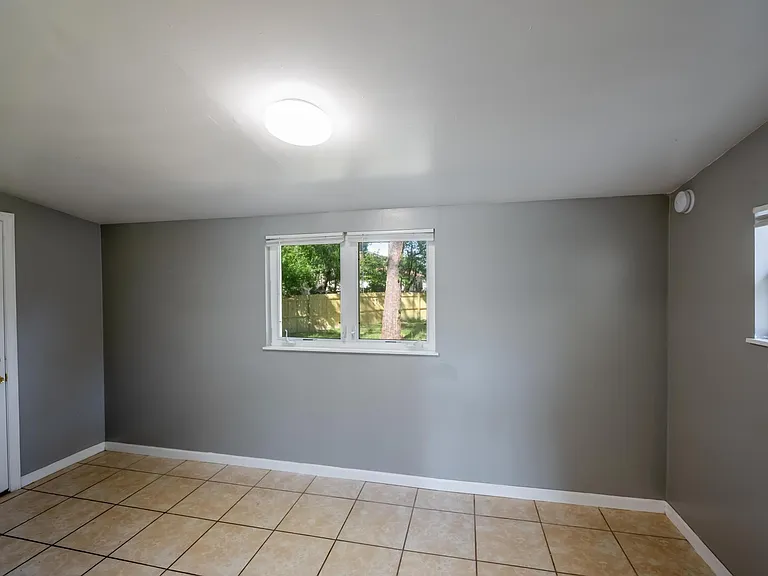 3351 Cesery Blvd — Photo 20