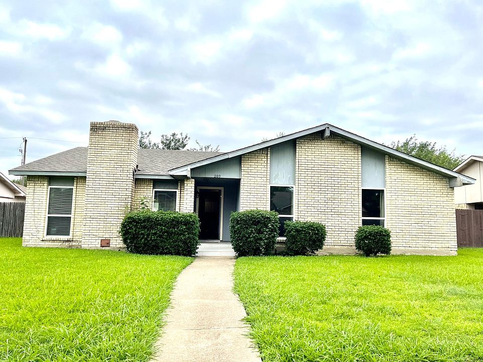 1st image of 209 Park Meadow Way