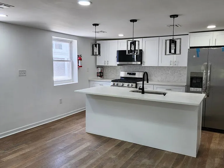 696 Dr Martin Luther King Jr Blvd #3 — Photo 1