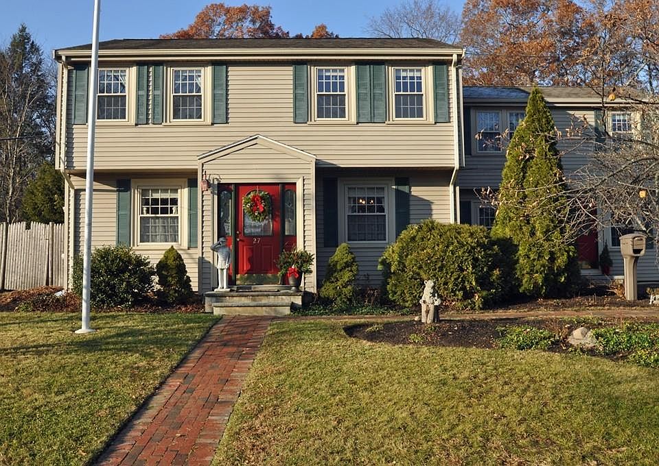 1st image of 27 Aster Cir