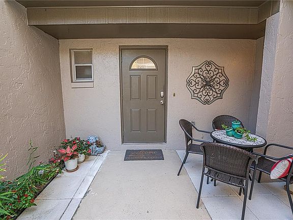 3rd image of 122 Teriwood St