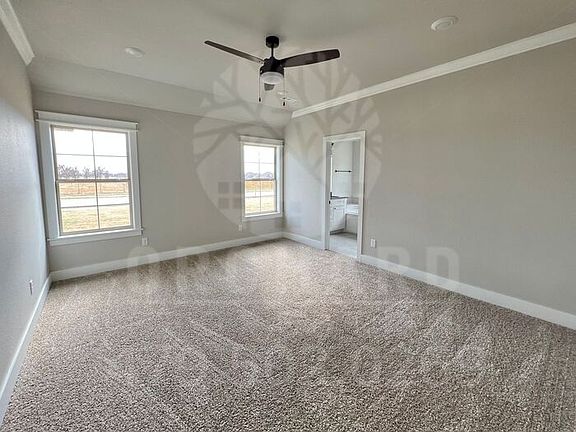 5th image of 739 Woodplains Ave