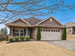 2909 Magnolia Park Dr, Owens Cross Roads, AL 35763