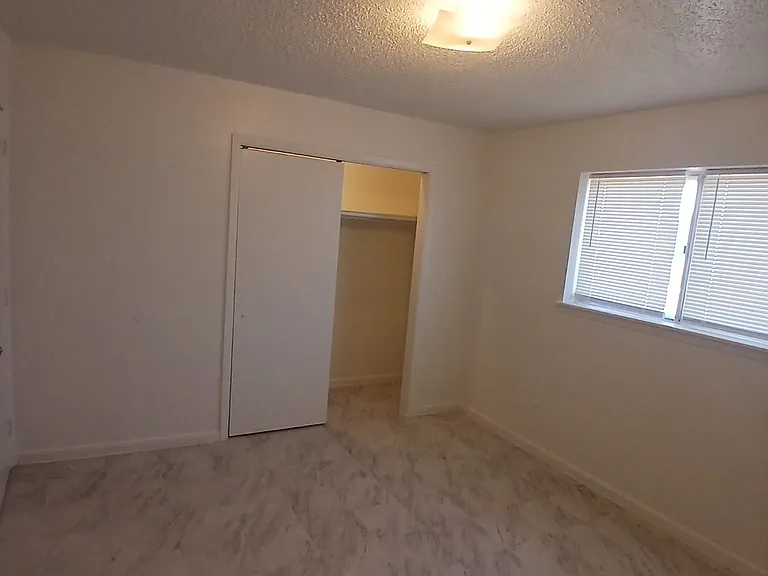 100 Plum Ave #12 — Photo 5