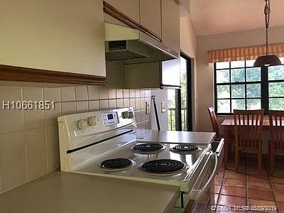 4th image of 3557 Arbor Ln #2306