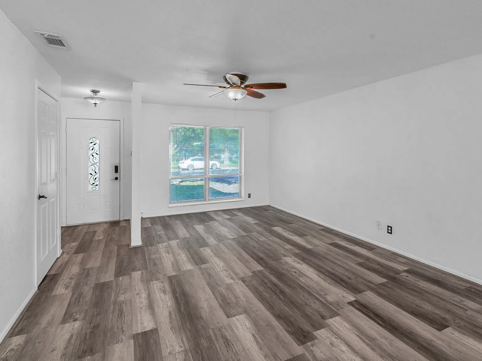 3 bed, 1650 sqft, $1,700 — Photo 4