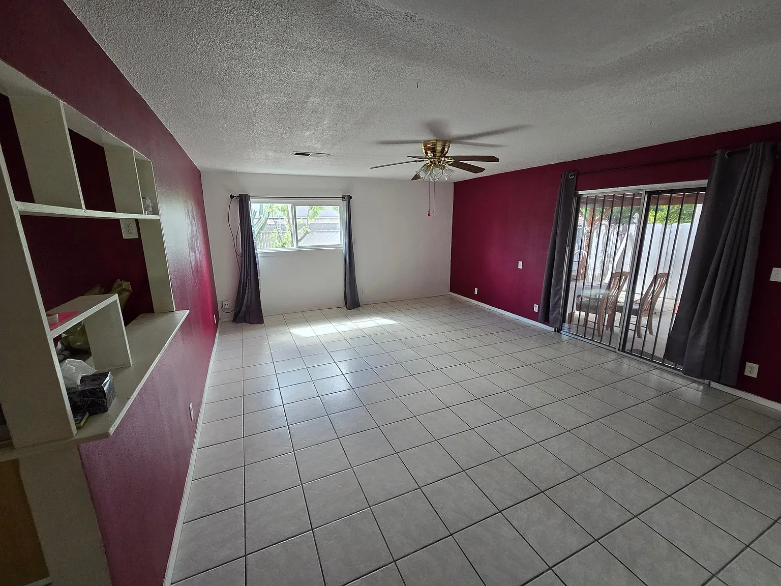 3 bed, 1.5 bath, 1272 sqft, $2,200 — Photo 2