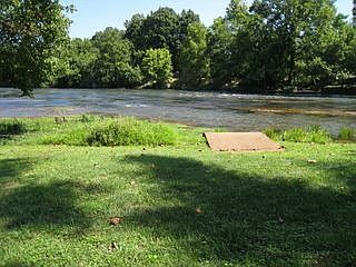 2nd image of 594 Riverview Dr