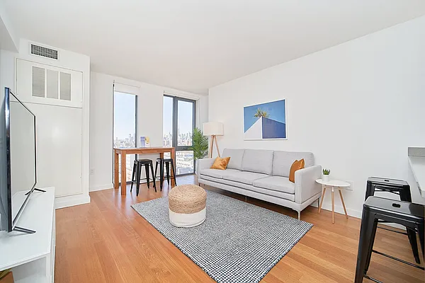 Rented by Living New York | media 17