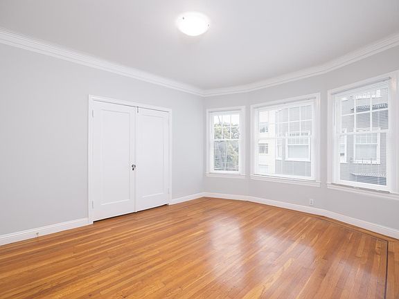 5th image of 1840 Jefferson St #206